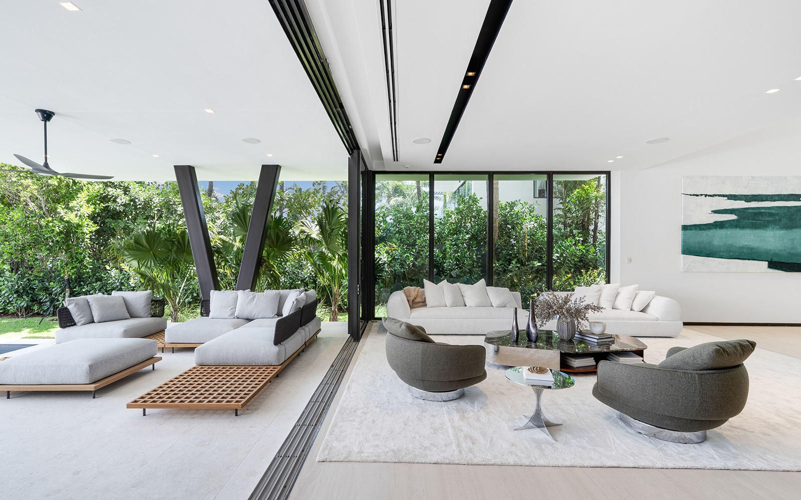 Pine Tree House Miami